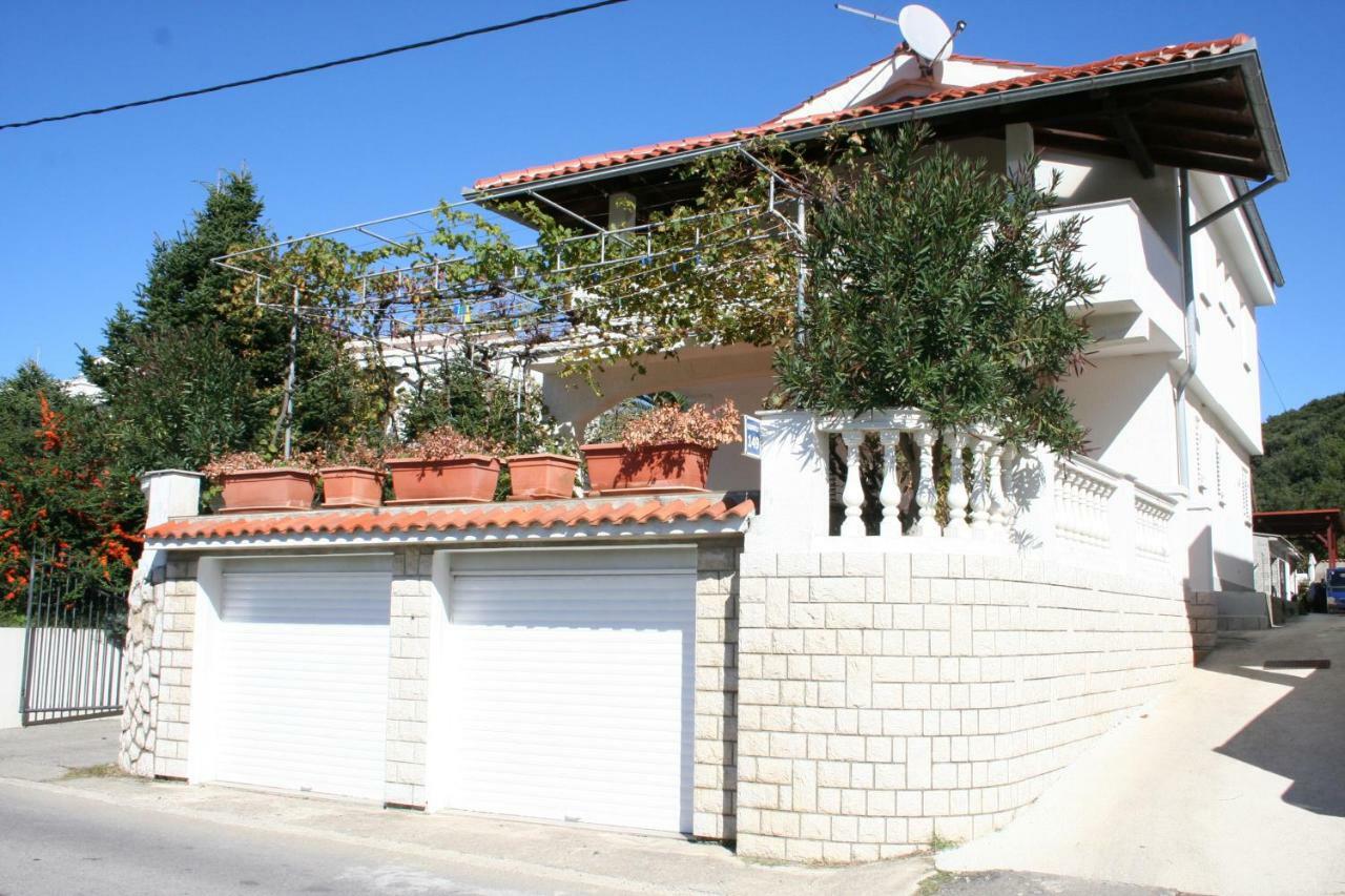 Apartments Galic Kampor Exterior photo